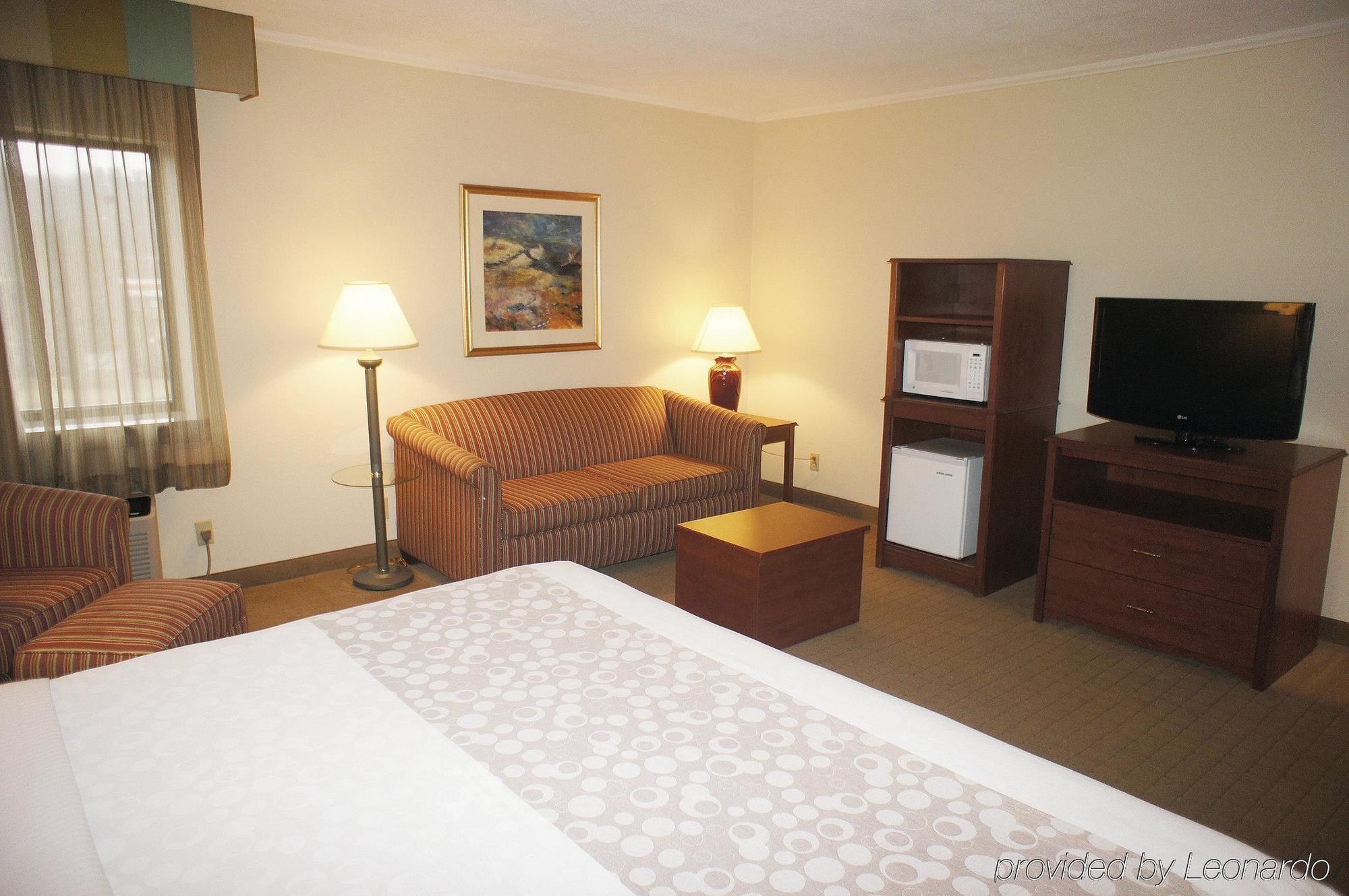 La Quinta Inn By Wyndham Auburn Worcester Екстер'єр фото
